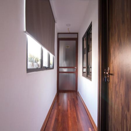 Reddoorz Yen Phu Street Hotel Ханой Екстериор снимка