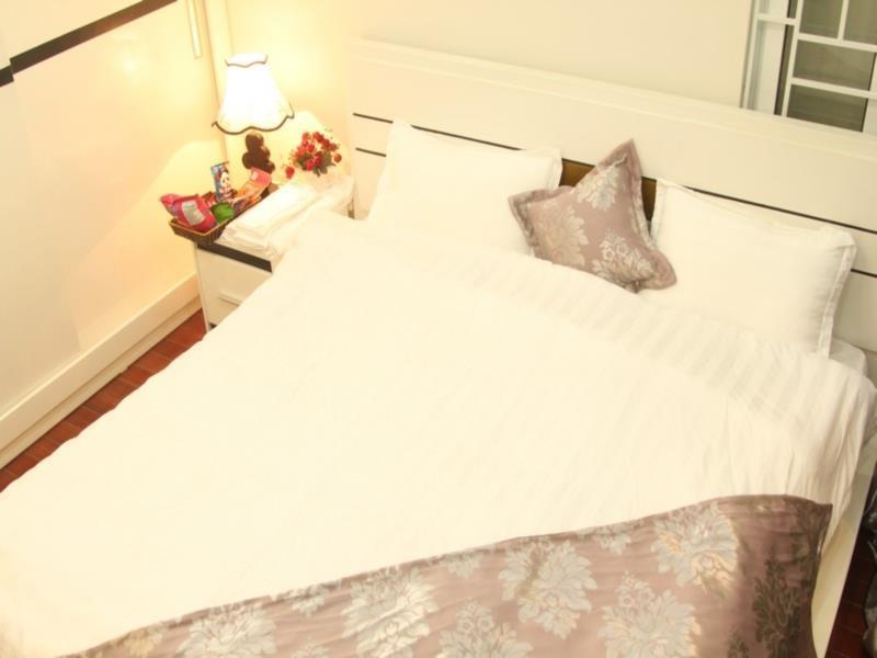 Reddoorz Yen Phu Street Hotel Ханой Екстериор снимка
