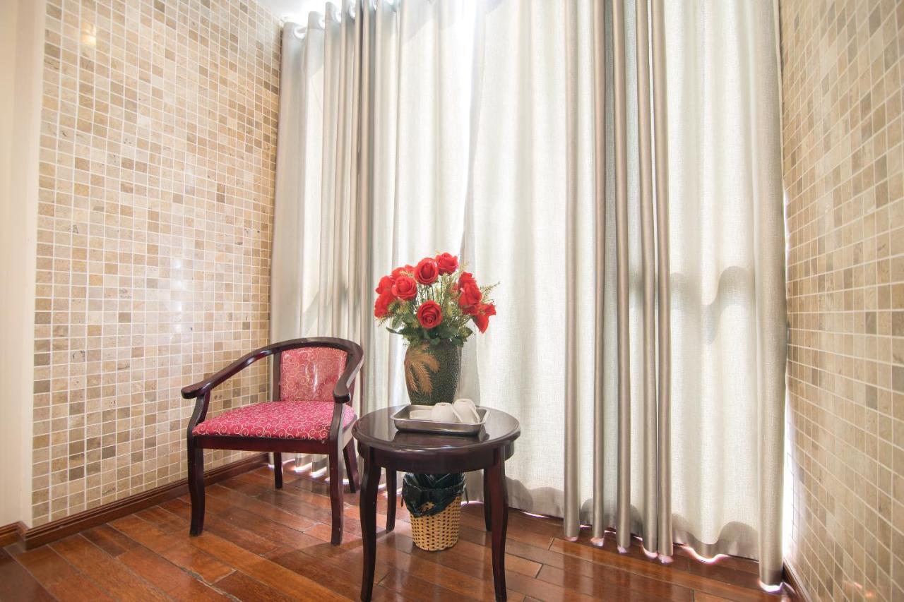 Reddoorz Yen Phu Street Hotel Ханой Екстериор снимка